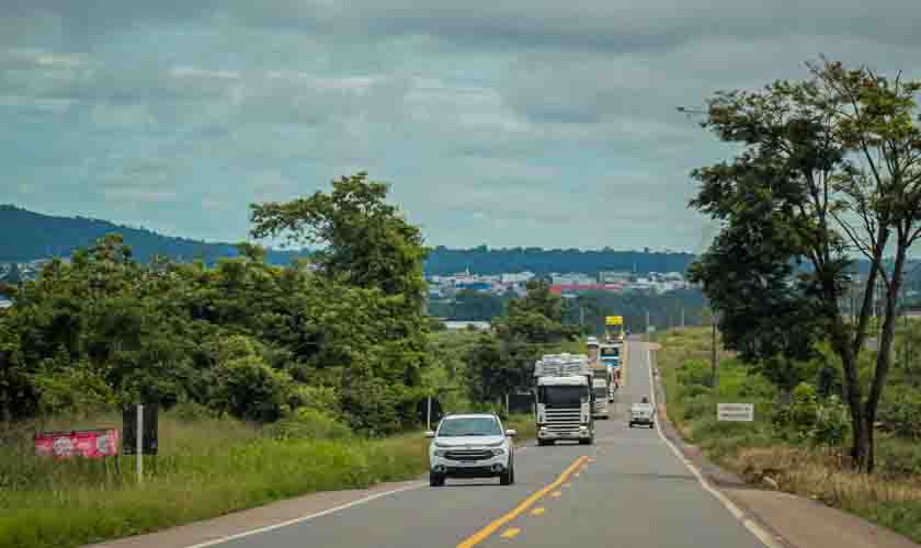 Motoristas devem estar atentos aos cuidados necessários para as viagens durante as férias de fim de ano