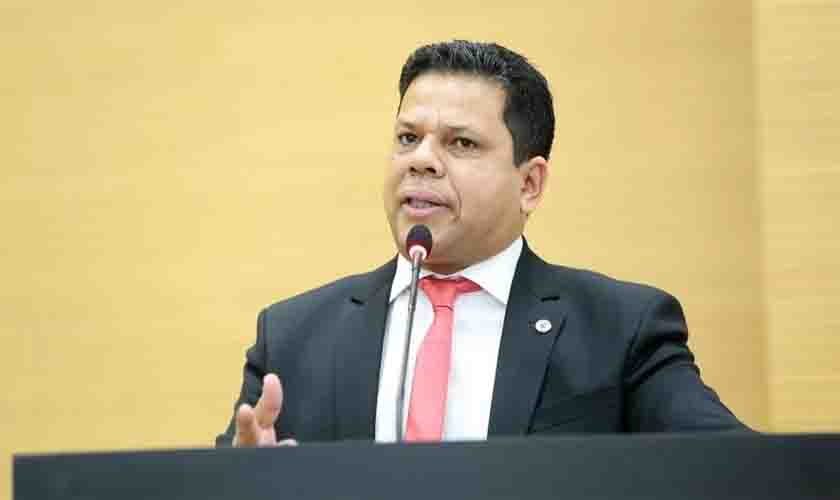 Deputado estadual Jair Montes tranquiliza servidores e diz que recesso só após a votação do PCCR da Saúde e rateio do Fundeb que serão votados assim que forem enviados pelo Governo