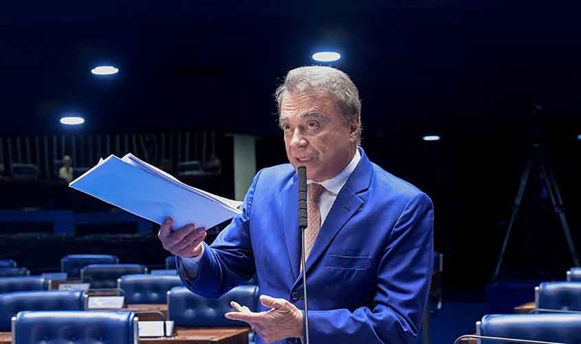 Deputados podem votar PEC do Senado que restringe foro privilegiado