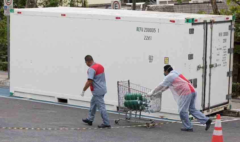 Senadores cobram ações para resolver colapso por falta de oxigênio em Manaus