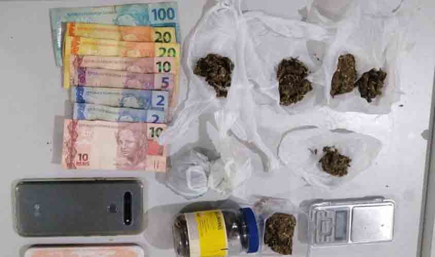 'Perdemos', diz traficante preso junto com a companheira ao entregar droga por 'serviço de delivery'