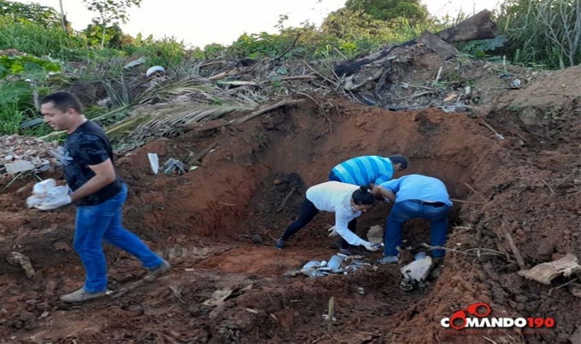 Vereadores de Castanheiras desenterram medicamentos em terreno baldio