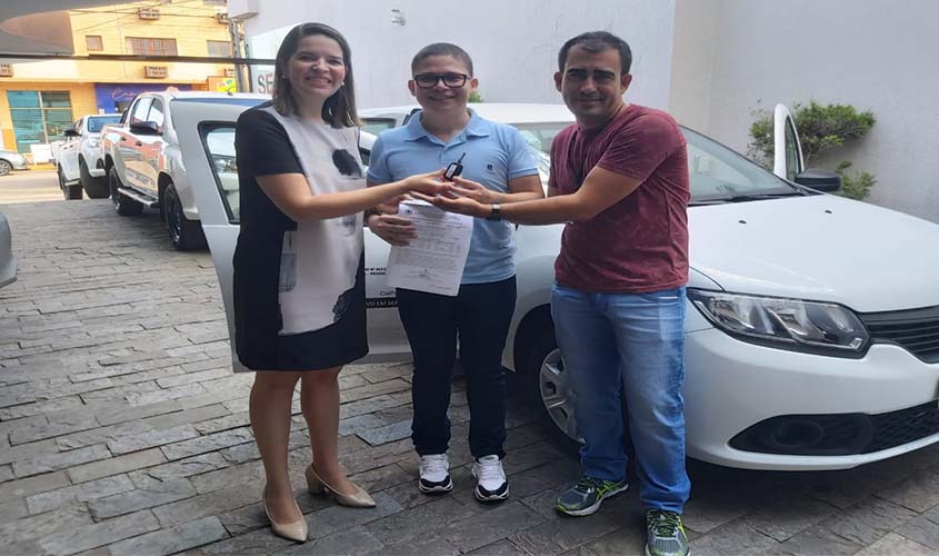 Prefeitura disponibiliza veículos para Juventude e Serviço Família Acolhedora
