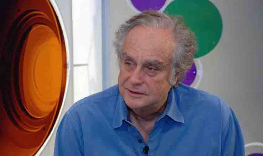 Morre o jornalista e cineasta Arnaldo Jabor, aos 81 anos