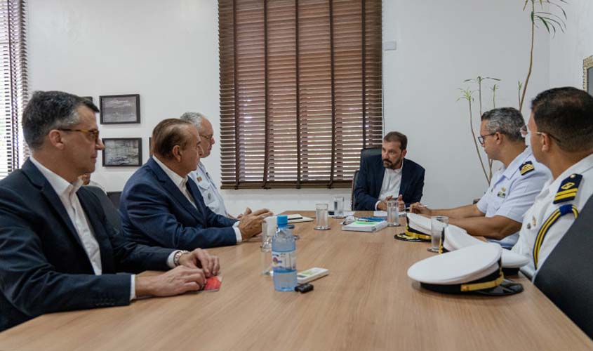 Comandante do 9º Distrito Naval da Marinha do Brasil visita Prefeitura de Porto Velho