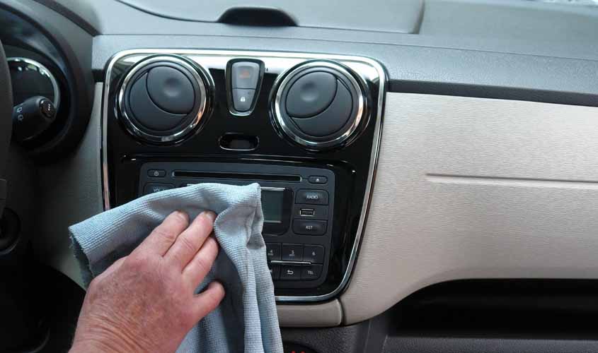 Recomendações importantes para pais ao volante de carros seminovos