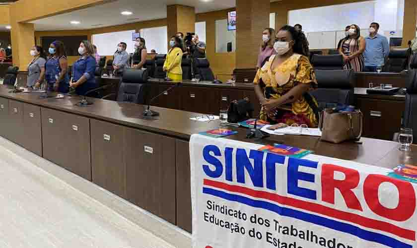 Mulheres reivindicam criação de Rede de Enfrentamento contra a violência de gênero durante audiência pública