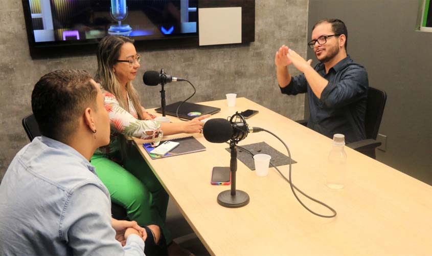 Mediação tecnológica expande ensino de Libras em Rondônia