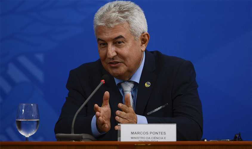Covid-19: ministro Marcos Pontes fala sobre pesquisas brasileiras