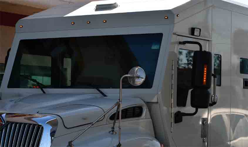 Vigilante obtém condenação de três bancos para os quais prestava serviços em carro-forte