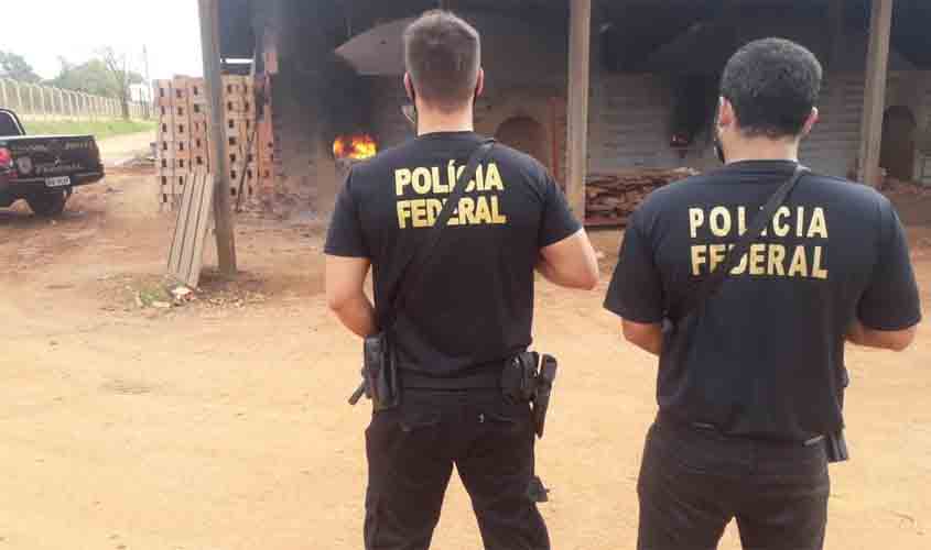 PF incinera 579 quilos de cocaína aprendidos em avião interceptado