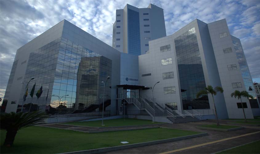 TROCA DE PARTIDOS: DEPUTADOS MUDARAM E HOJE A ASSEMBLEIA LEGISLATIVA TEM 10 SIGLAS REPRESENTADAS