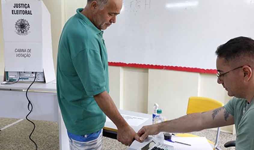 Título de eleitor regular é essencial para exercício do voto e candidatura