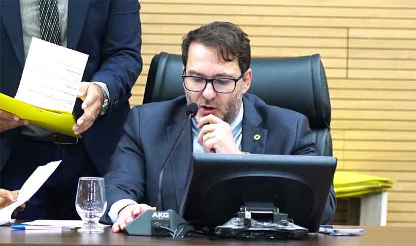 Deputado Alex Redano solicita recuperação urgente da RO-420 entre Buritis e Nova Mamoré