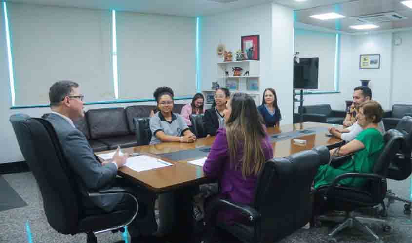 Alunos e professores selecionados para intercâmbio em Londres estão prontos para embarcar