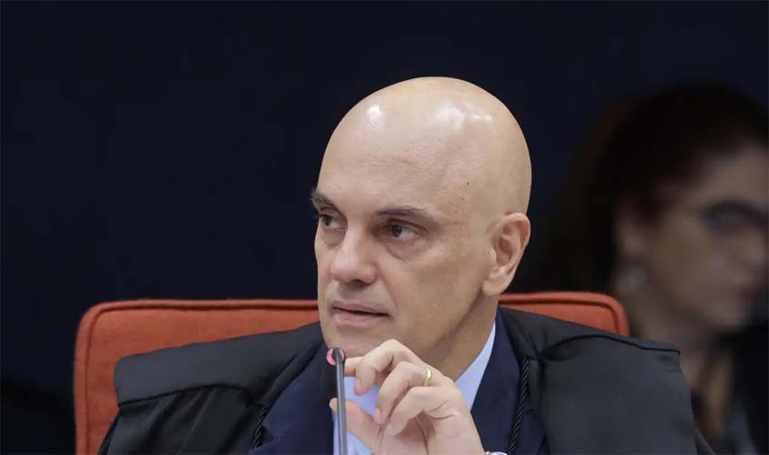 AGU quer atuar em ação contra Moraes nos EUA