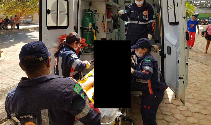 Motivado por ciúmes, homem tenta matar a facadas a mulher e o ex -marido dela