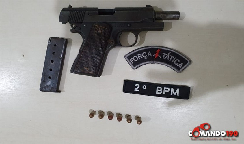 Assaltante é baleado durante troca de tiros com a PM