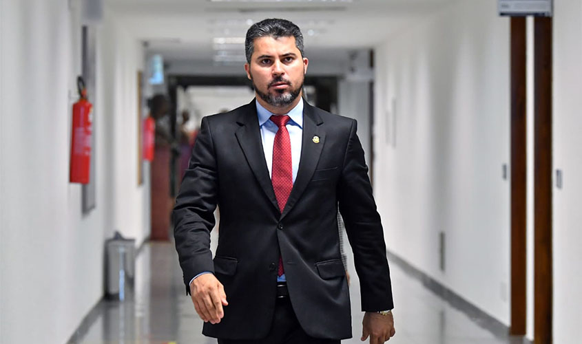 PEC do Senado prevê o impedimento de decisões arbitrárias do Judiciário