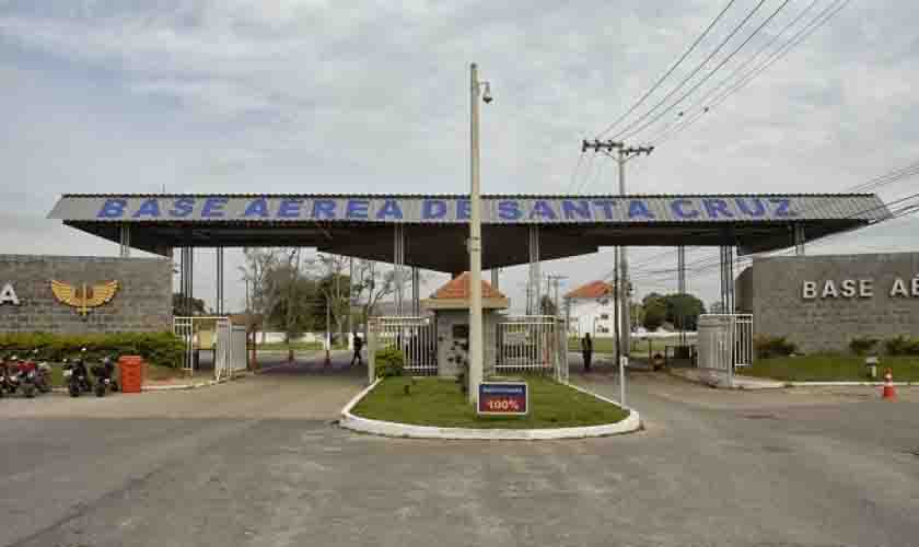 Condenado soldado da FAB que furtou fuzil, pistolas e munições de Base Aérea no Rio de Janeiro