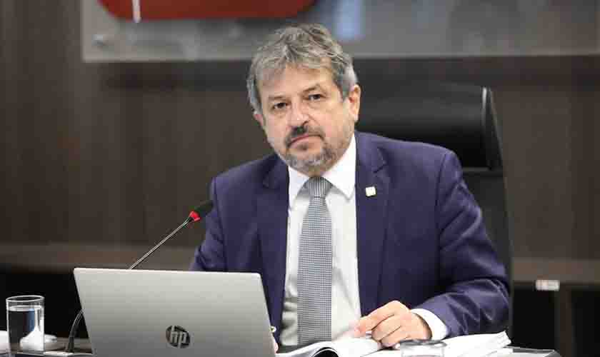 Plenário do CNMP assina instauração de PAD para apurar atuação de membra do MPDFT