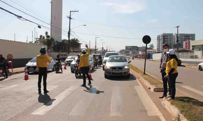 Detran promove ações educativas para conscientizar motociclistas que são as maiores vítimas no trânsito