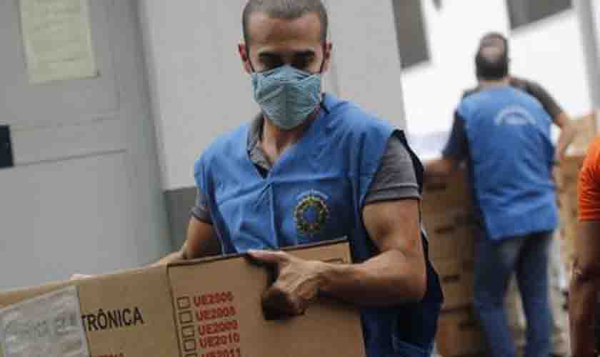 Comissão sobre PEC do voto impresso adia votação do relatório