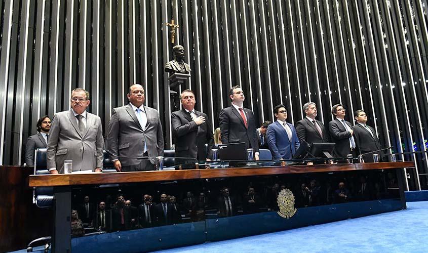 Congresso promulga emendas do estado de emergência e do piso salarial da enfermagem  