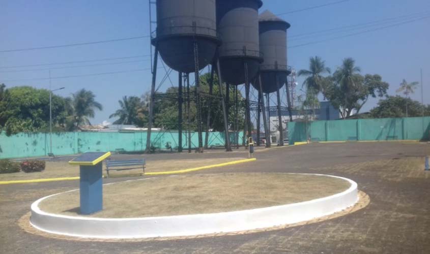 Semusb realiza limpeza de vias e revitalização de praças