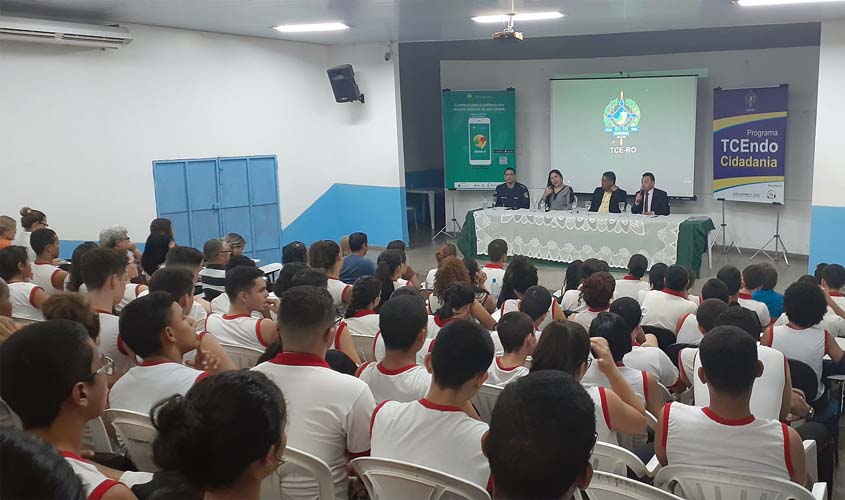 Aplicativo 'Opine aí' vai avaliar qualidade dos serviços prestados pelas escolas de Rondônia