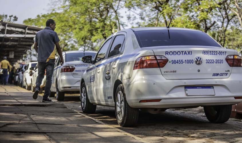 Auxílio emergencial para taxistas começa a ser pago na terça-feira (16)