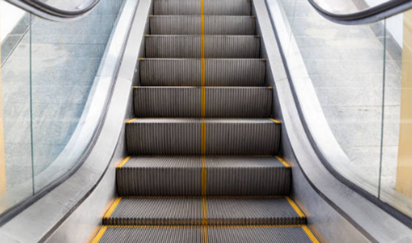 Técnico em manutenção de escadas rolantes receberá adicional de periculosidade 
