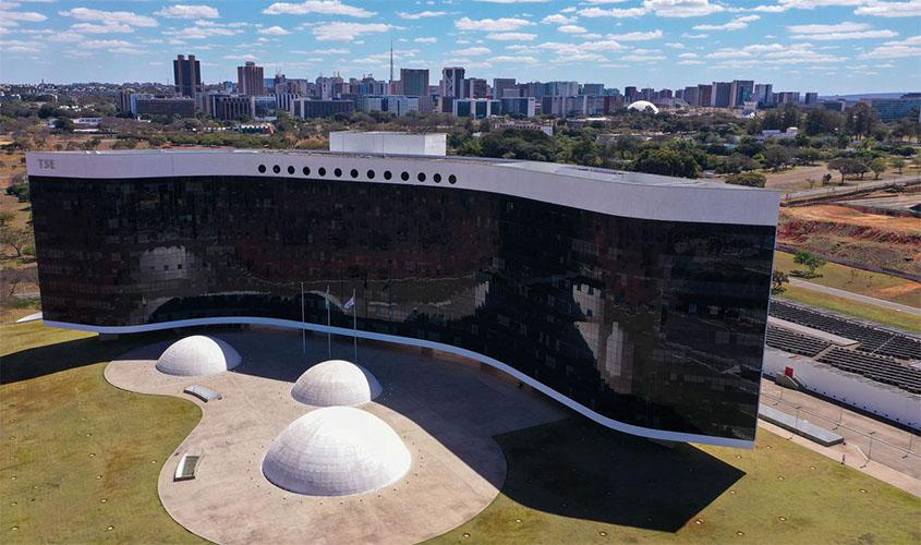 Pré-candidatos têm até hoje para fazer propaganda intrapartidária