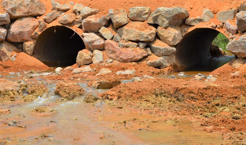 Semosp conclui instalação de bueiro para substituir ponte de madeira na LC -70