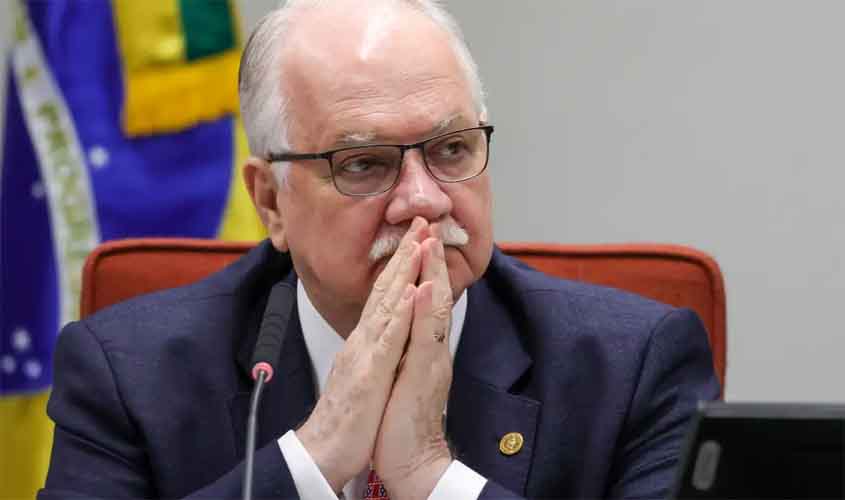 Filha de Fachin é alvo de agressões em universidade em Curitiba