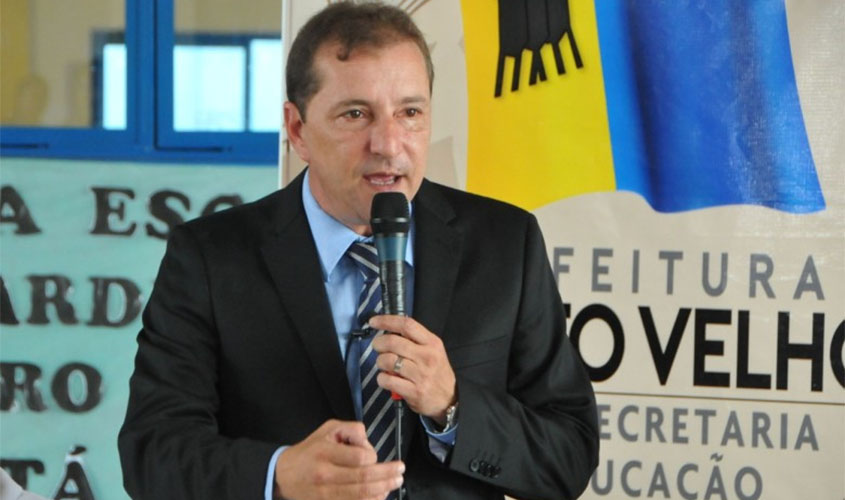 Prefeito Hildon Chaves parabeniza e enaltece esforço de todos os educadores