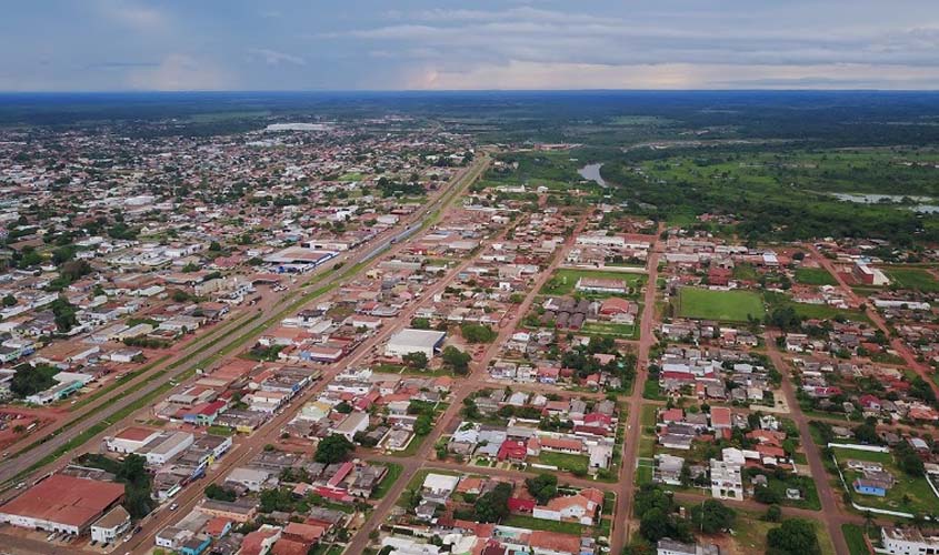 MP de RO denuncia agentes por manterem deputado refém