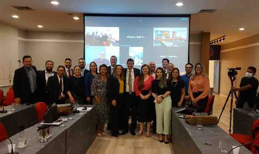 Emoção toma conta da última sessão do Conselho Seccional da gestão do presidente Elton Assis