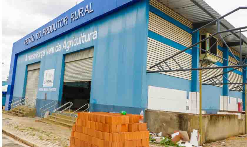 Prefeitura executa obras no Feirão do Produtor Rural