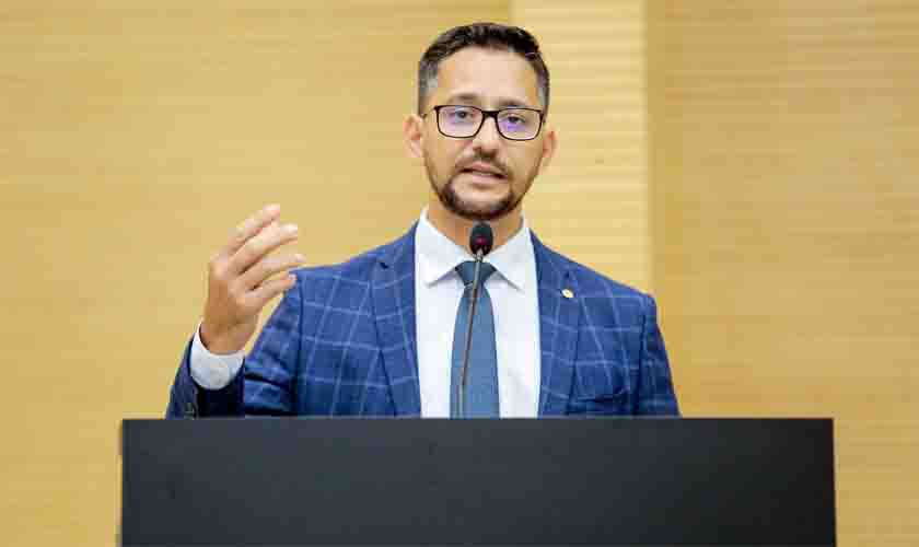 Recurso destinado pelo deputado Anderson garante aquisição de ambulância para o distrito de Boa Vista do Pacarana, em Espigão