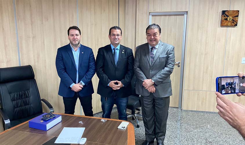 Ezequiel Junior é empossado deputado estadual