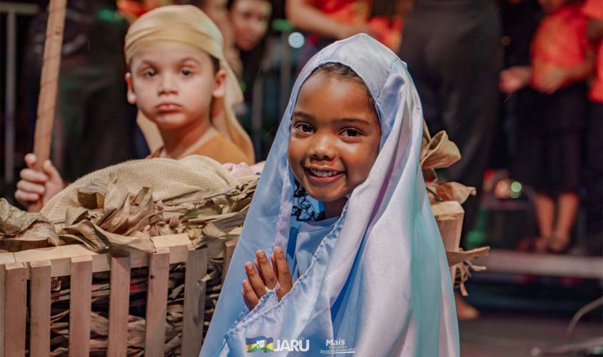 Prefeitura promove Cantata Natalina em Tarilândia e Jaru