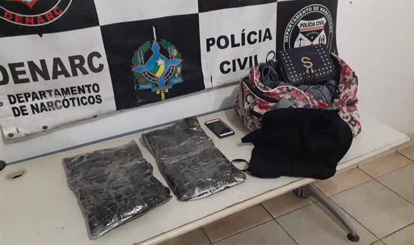  Jovem é presa transportando cocaína em táxi na BR-364