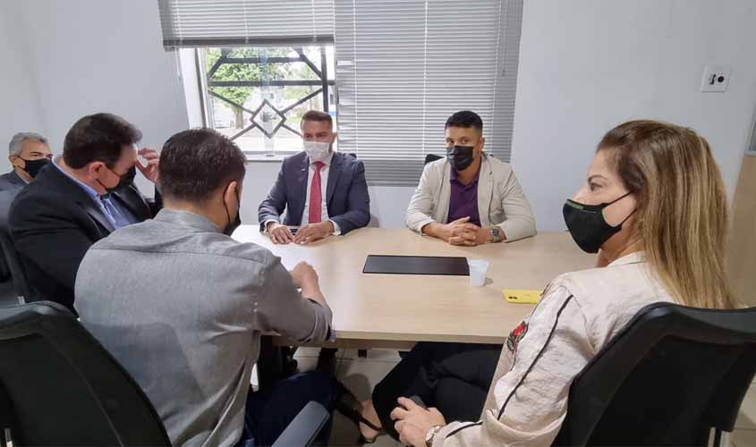 Melhorias em parlatórios, acompanhamento da obra da Sala de Estado Maior e solução nas dificuldades cotidianas da advocacia criminal foram as principais ações da Comacrim em 2022