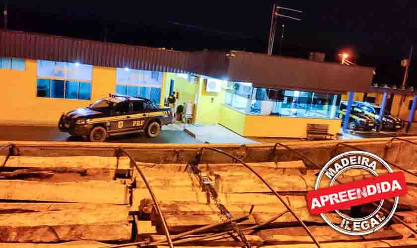 Em Vilhena/RO, PRF identifica transporte irregular de madeira