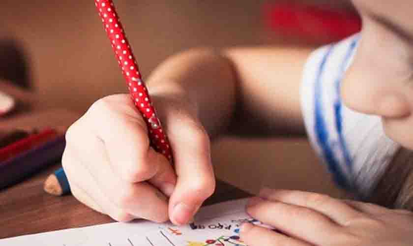 Após pais biológicos desistirem de guarda, Terceira Turma confirma adoção para família que escondeu criança por dez anos