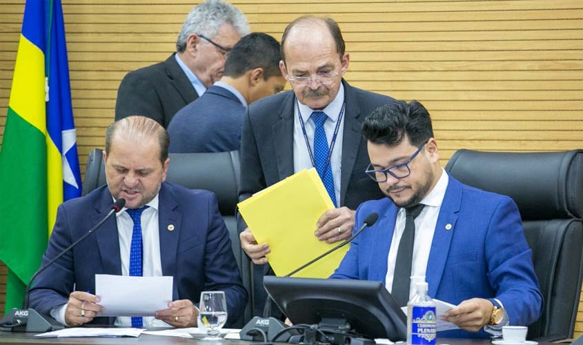 Assembleia Legislativa vota projetos em sessões extraordinárias