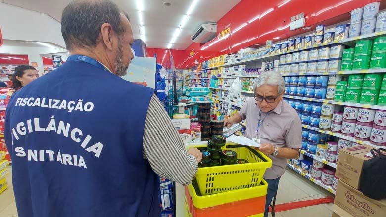 Vigilância Sanitária realiza operação para proibir a venda de pomadas modeladoras de cabelo