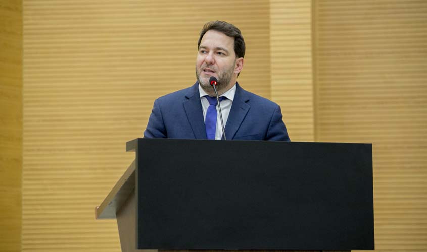 Deputado Alex Redano solicita programa Rondônia Cidadã para Ariquemes