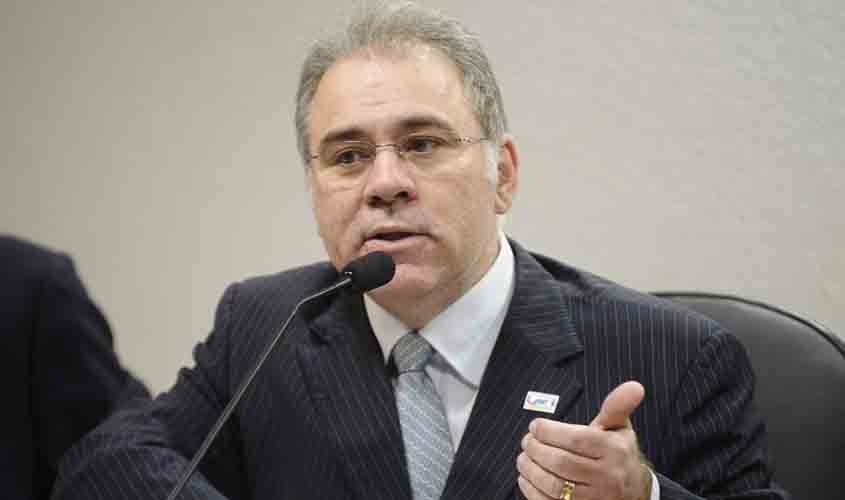 Senadores pedem vacina e coordenação da crise após anúncio de novo ministro  